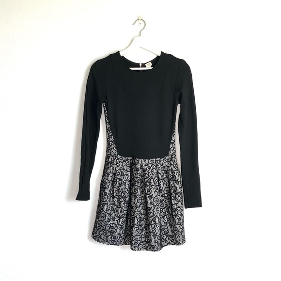 Aritzia Wilfred Black Gray Lace Fit & Flare Long Sleeve Dress Size 2 - Picture 1 of 11
